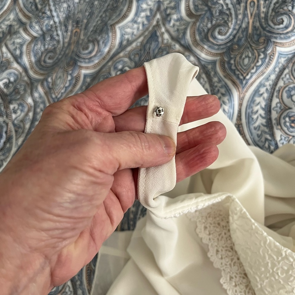 LOFT | Cream Sleeveless Blouse - Picture 6 of 15